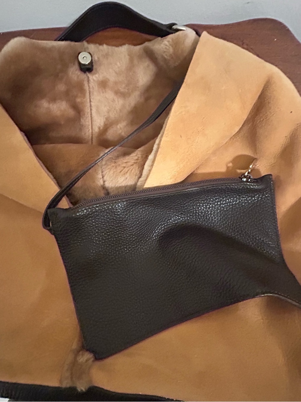 ❤️MAKE OFFER❤️ Furla Suede Hobo Bag Purse Large Brown Leather Fur Lined Y2K - Picture 6 of 7